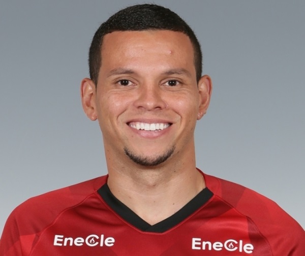 エヴェルトン　wikiよりも詳しく